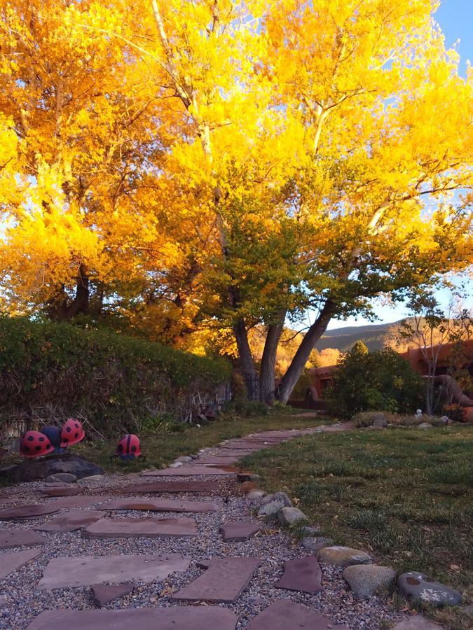 Inn On The Rio Taos Exterior photo