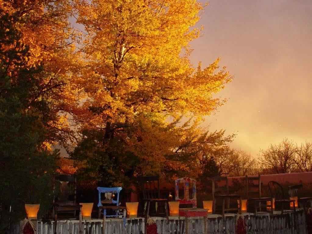 Inn On The Rio Taos Exterior photo